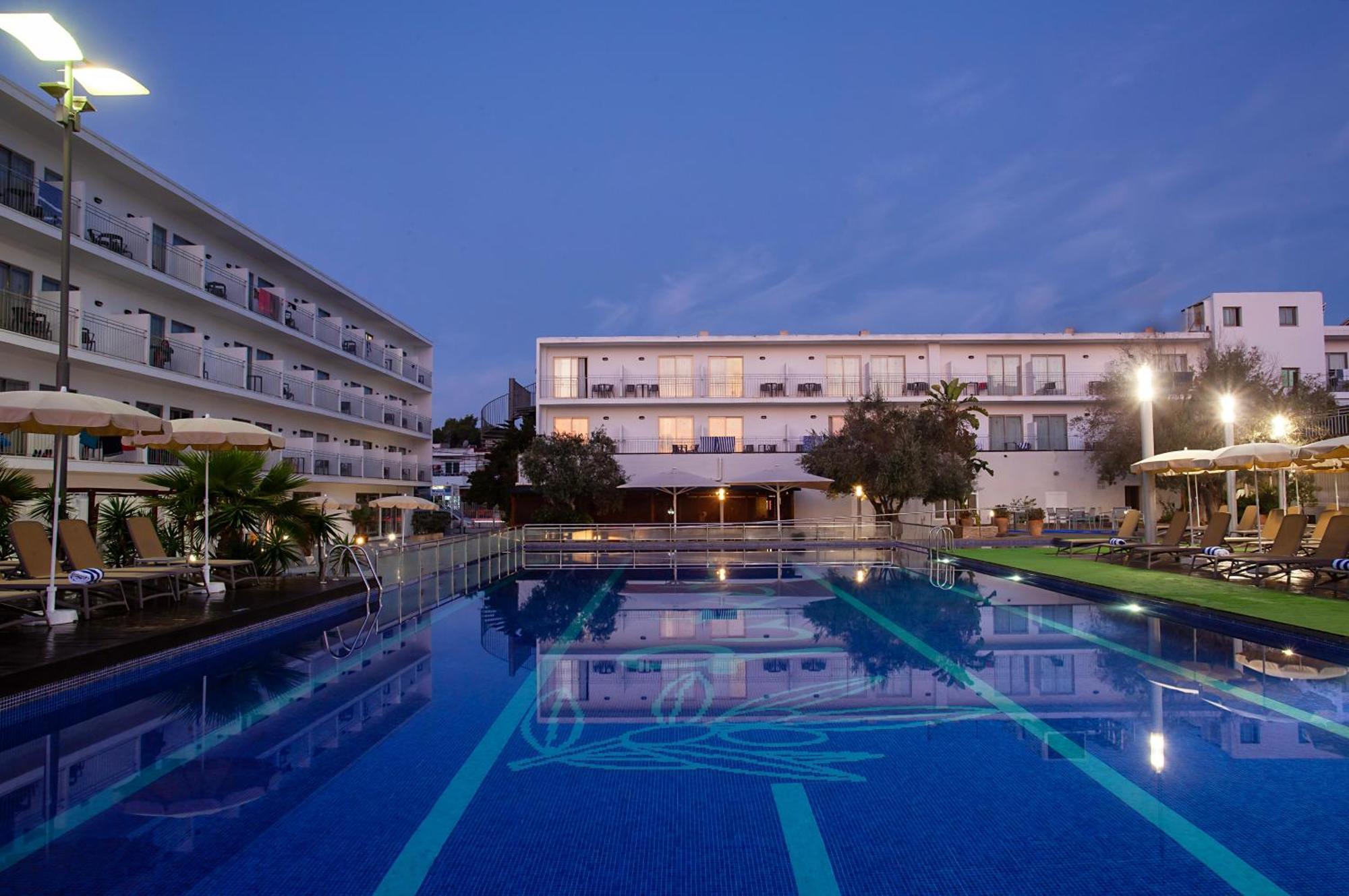 Hotel Puchet Ibiza San Antonio  Bagian luar foto