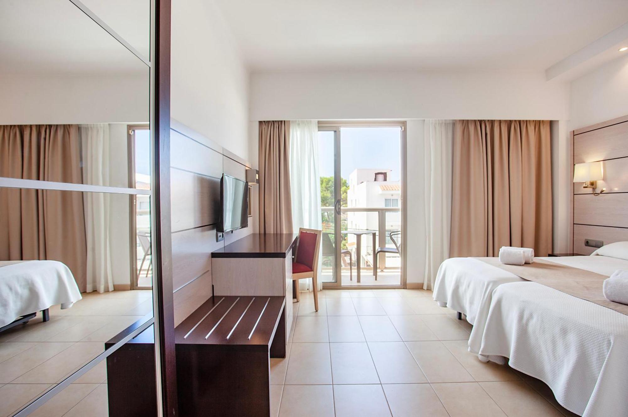 Hotel Puchet Ibiza San Antonio  Bagian luar foto