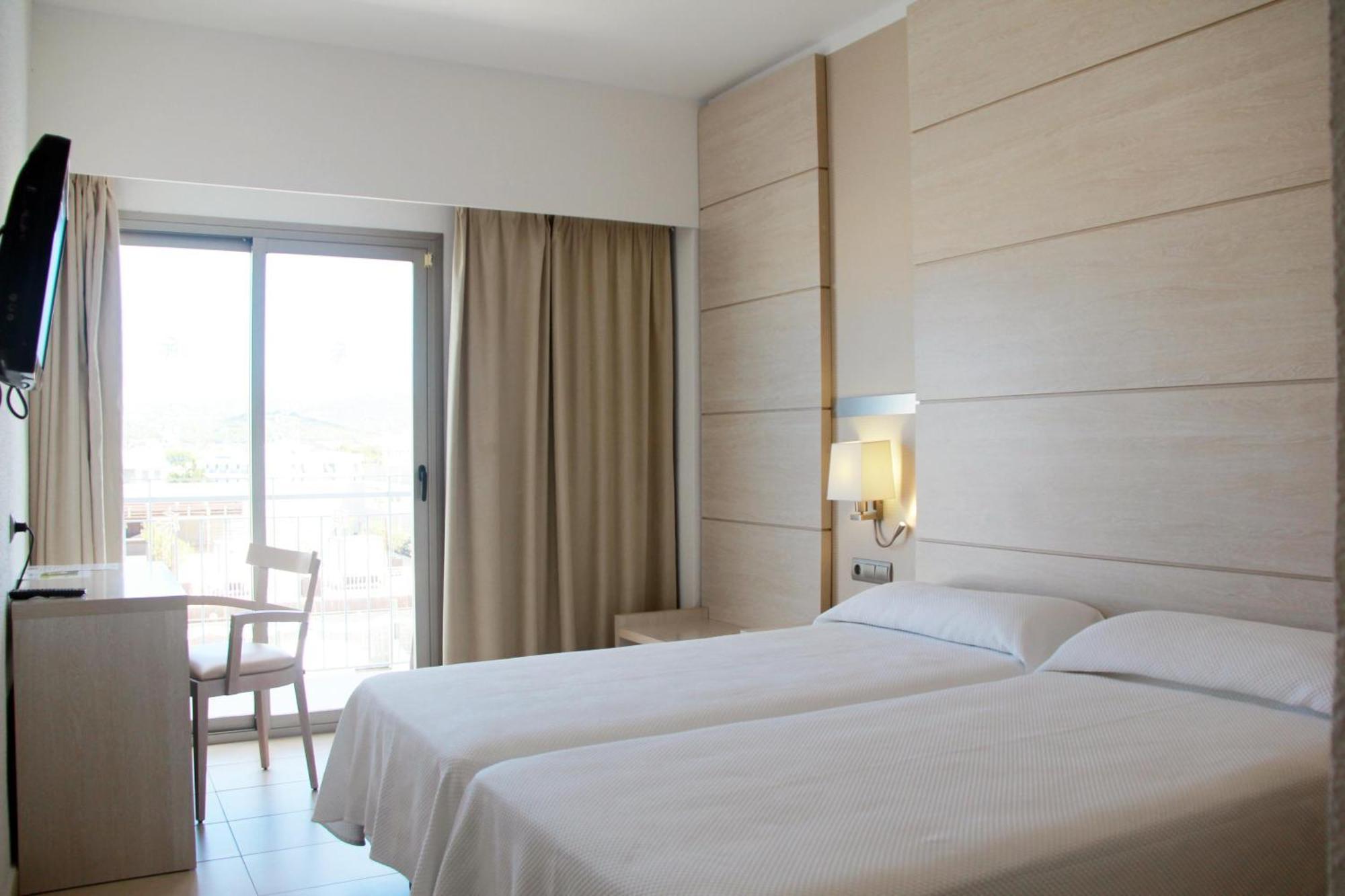 Hotel Puchet Ibiza San Antonio  Bagian luar foto