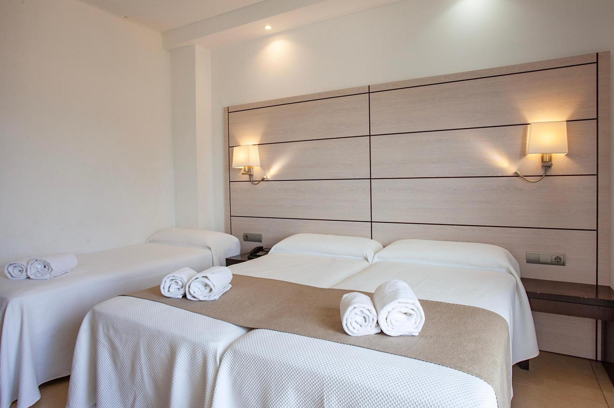 Hotel Puchet Ibiza San Antonio  Bagian luar foto