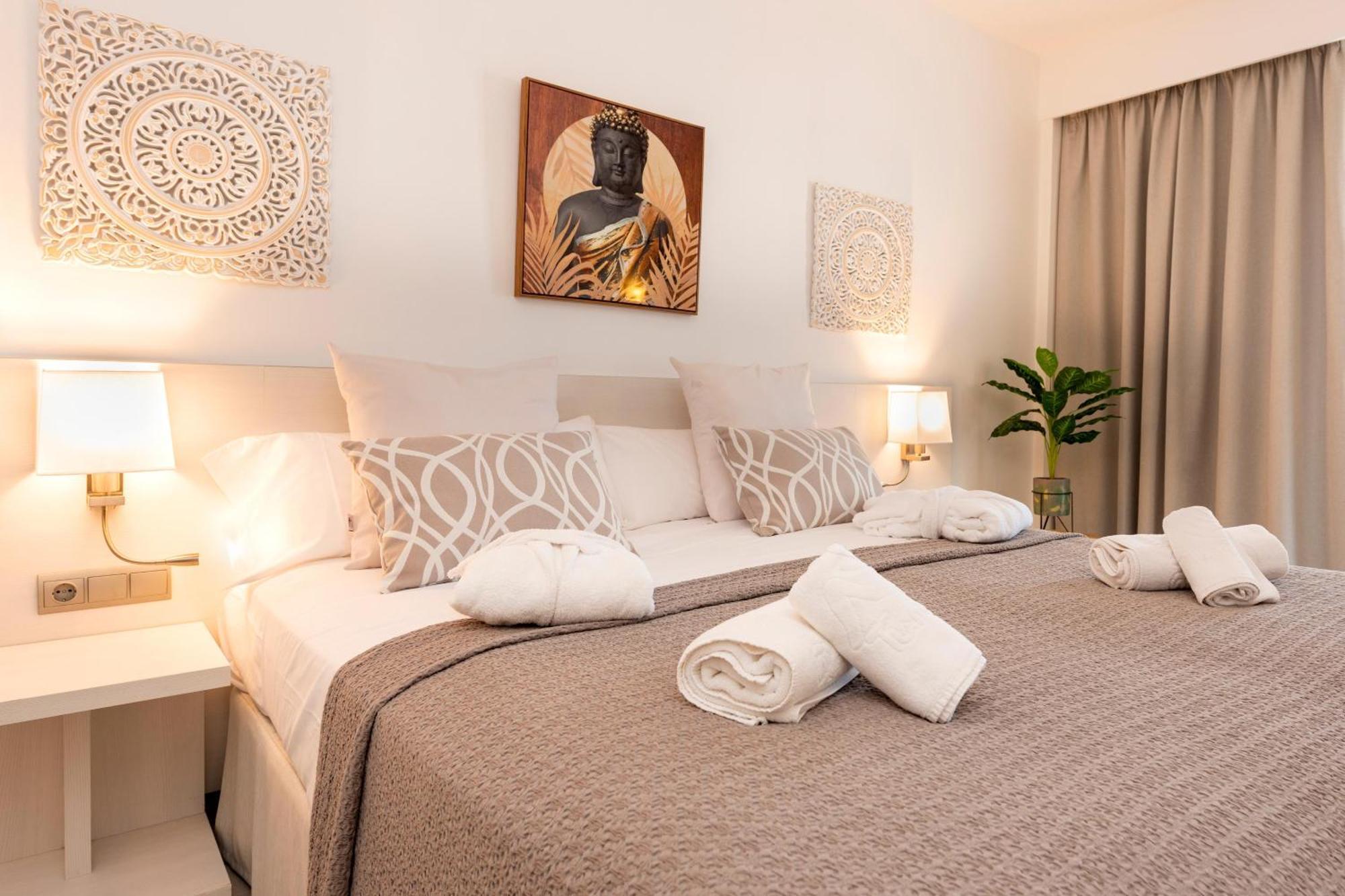 Hotel Puchet Ibiza San Antonio  Bagian luar foto