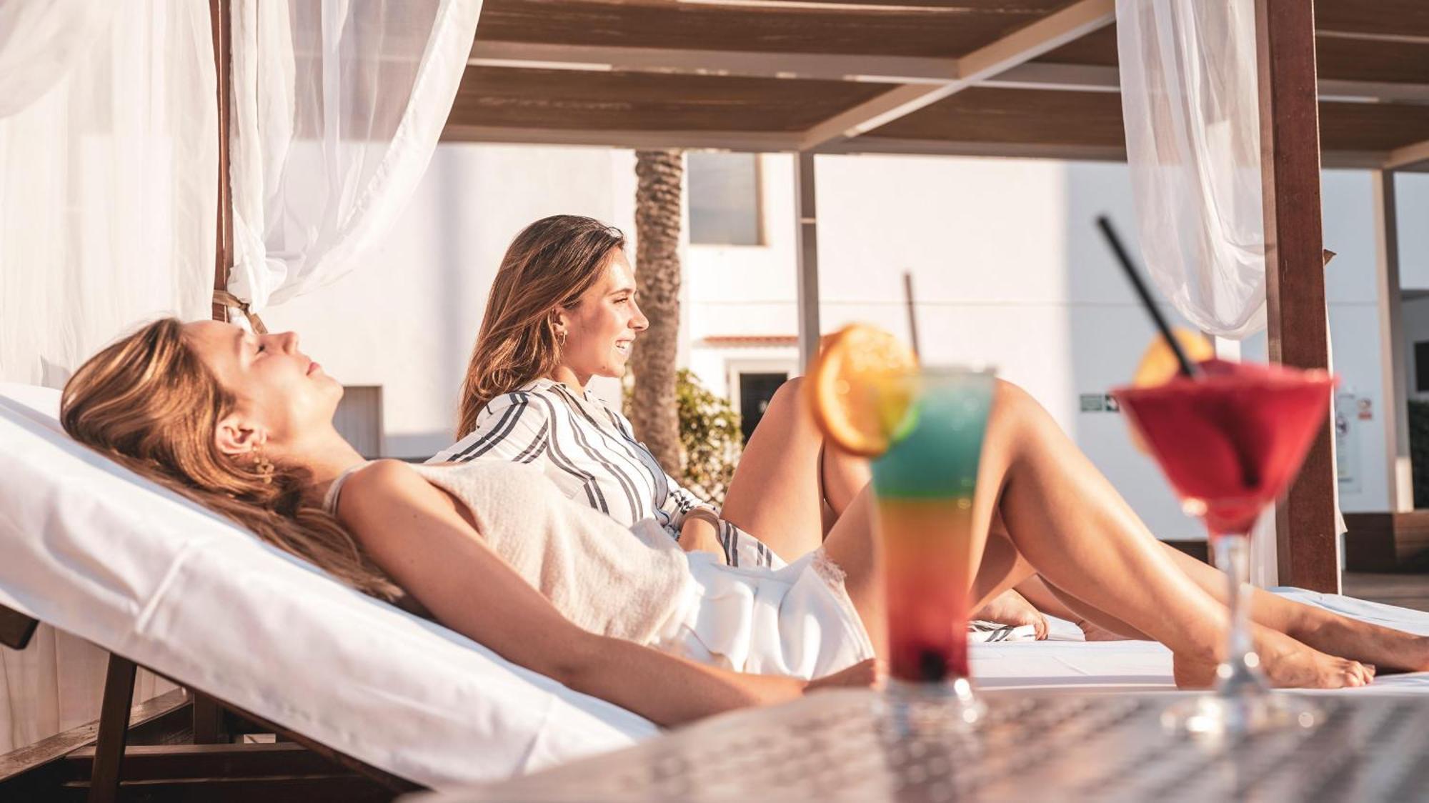 Hotel Puchet Ibiza San Antonio  Bagian luar foto